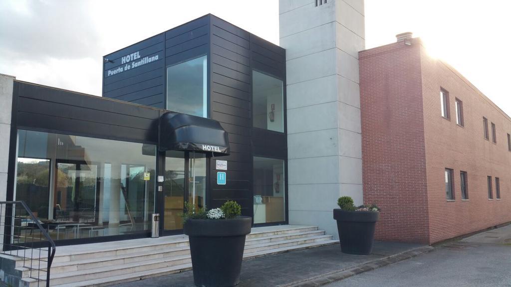 Puerta De Santillana Reocín Exteriör bild